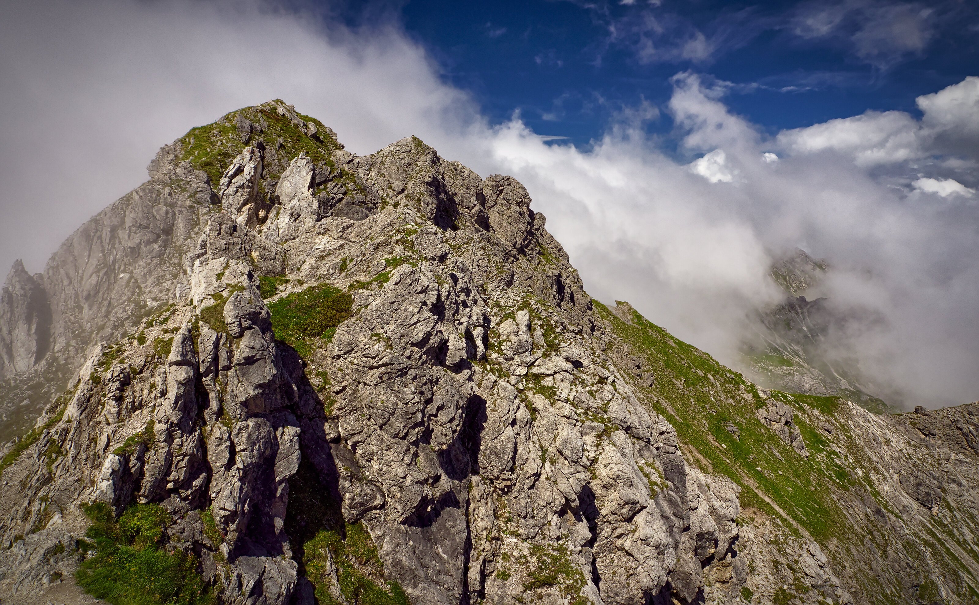 Rocks at the Fiderescharte