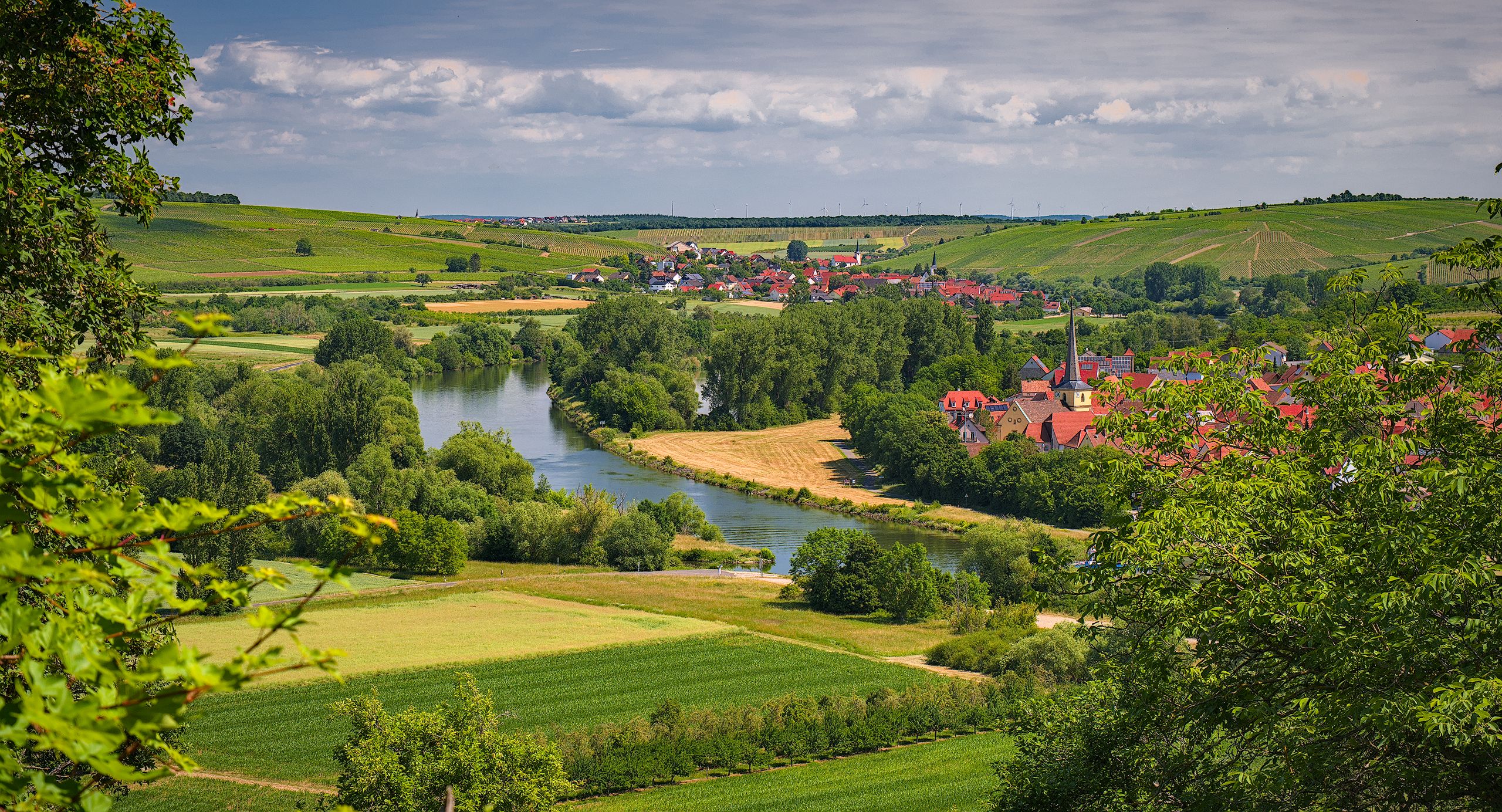 The River Main near Fahr