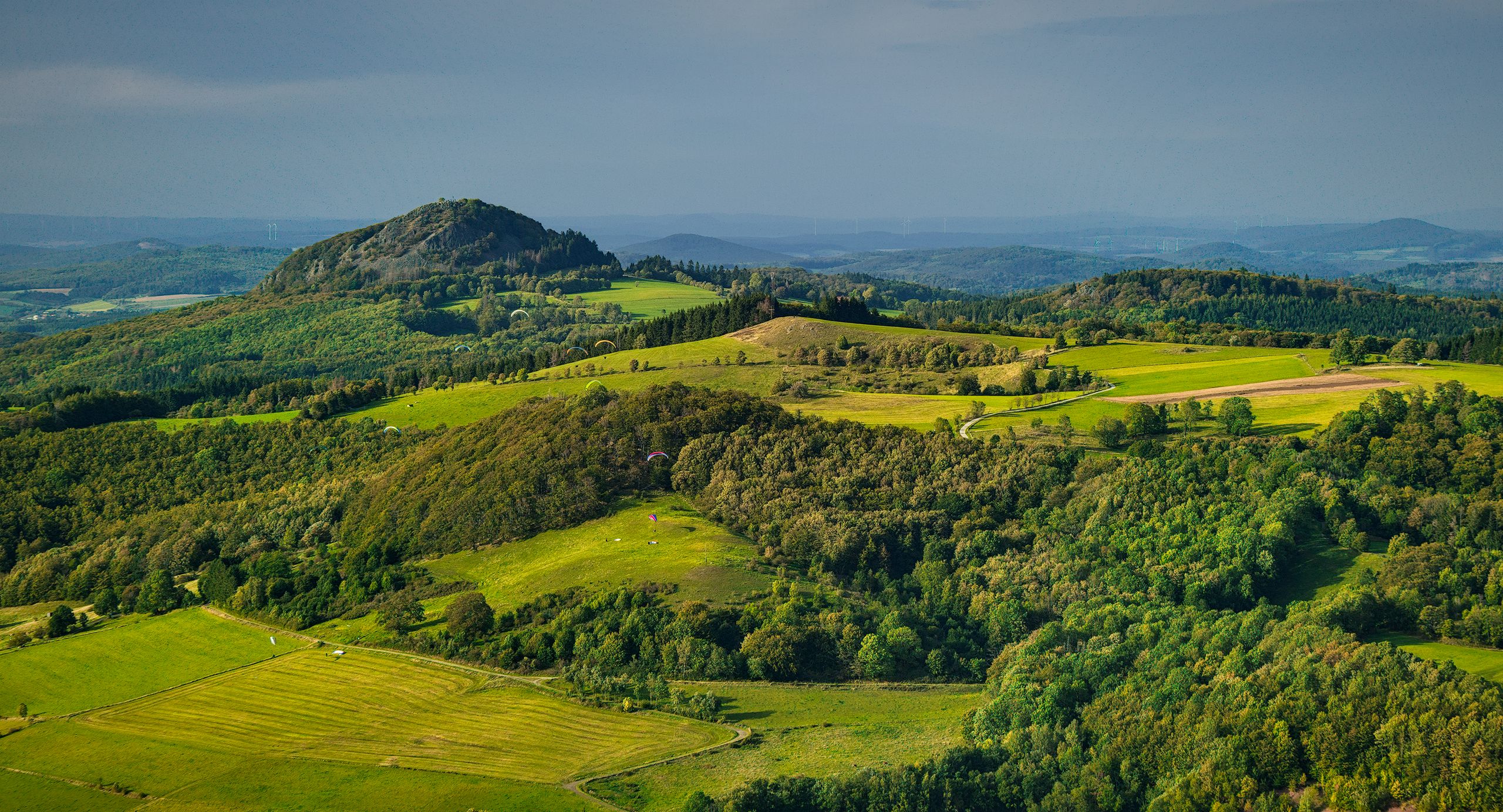 Paragliders at the Milseburg