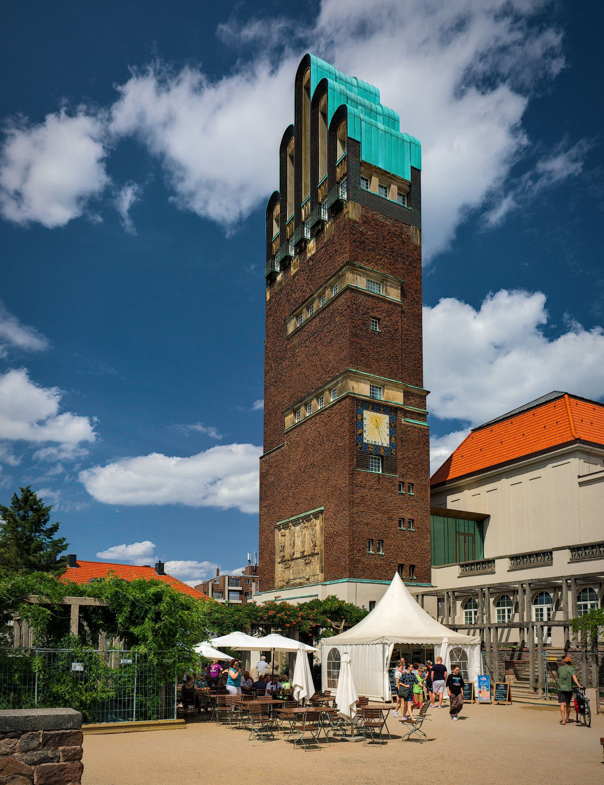 Wedding Tower (Hochzeitsturm)