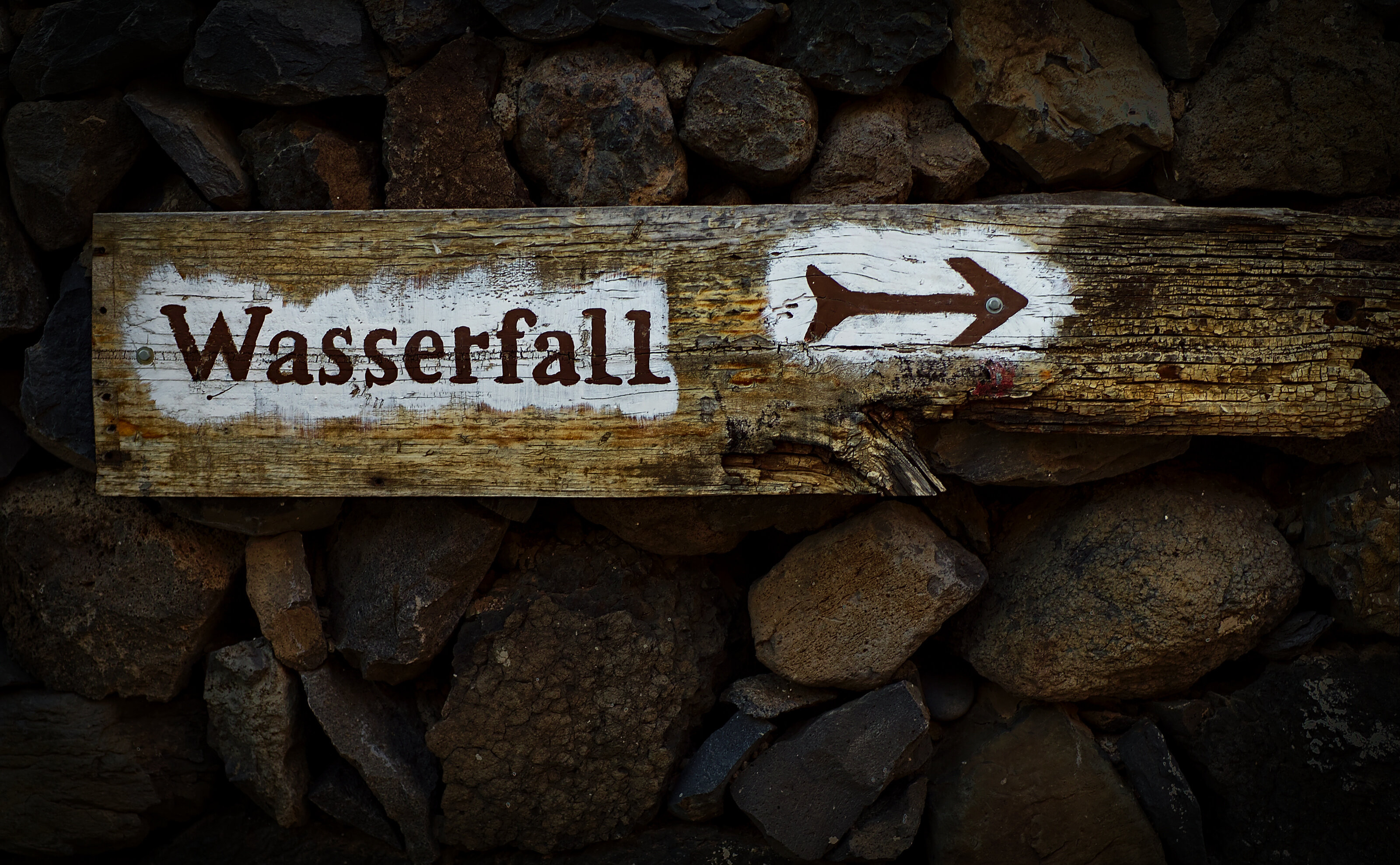 Trail Sign to the Waterfall